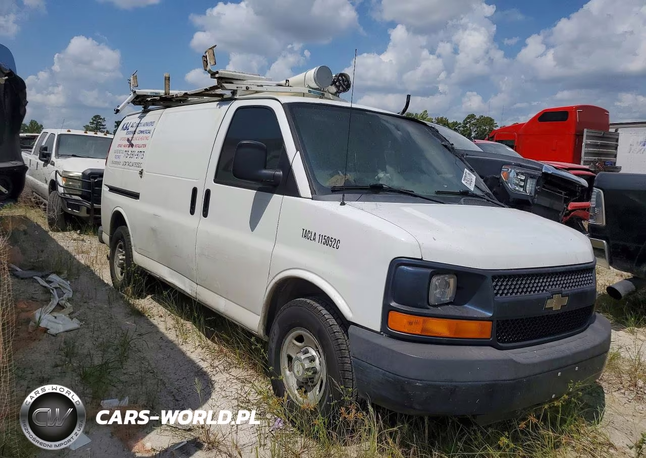 2014 Chevrolet G2500 Express VIN:1GCWGFCA9E1209672 - 4