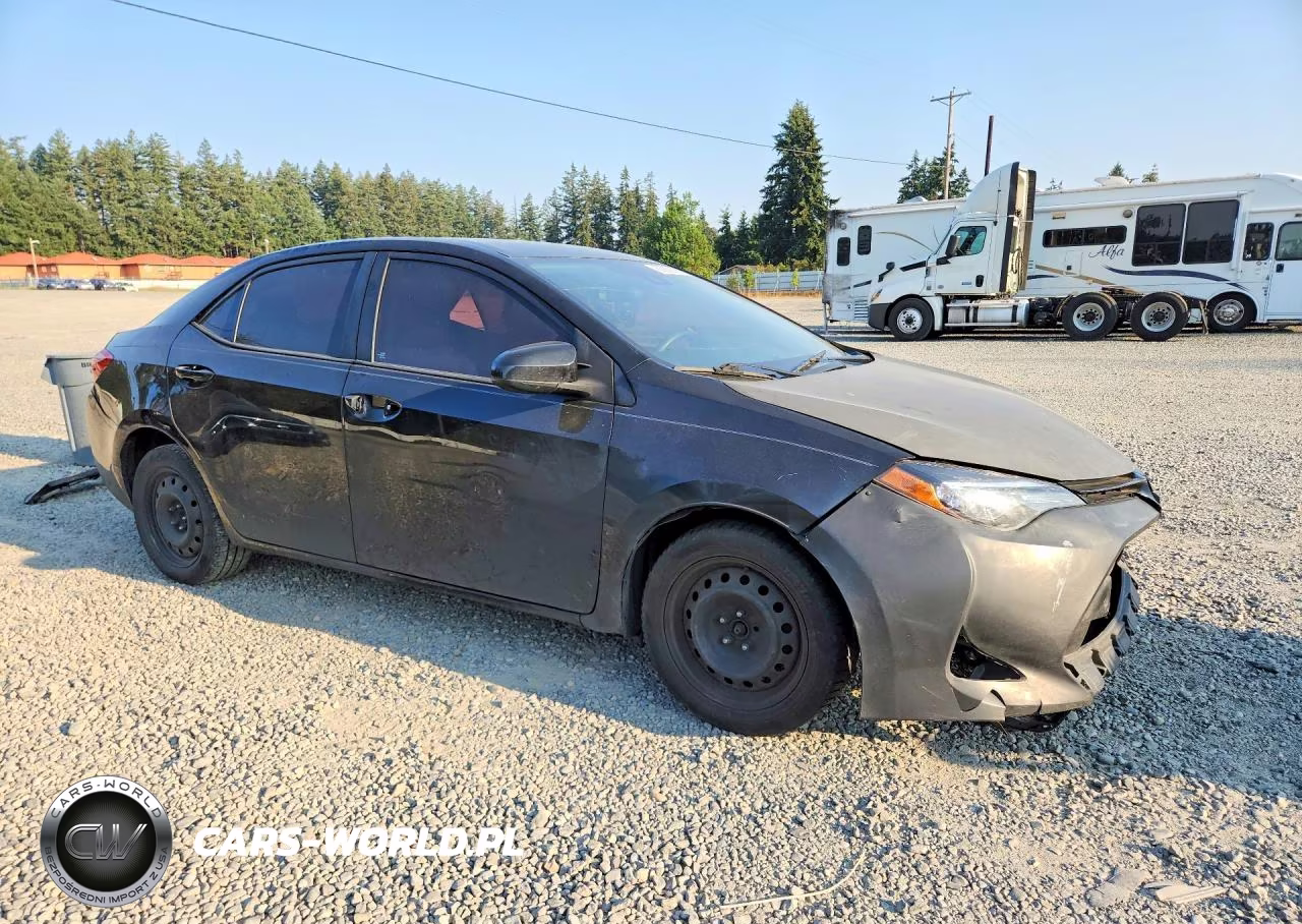 2017 Toyota Corolla Le VIN:2T1BURHE0HC906572 - 4