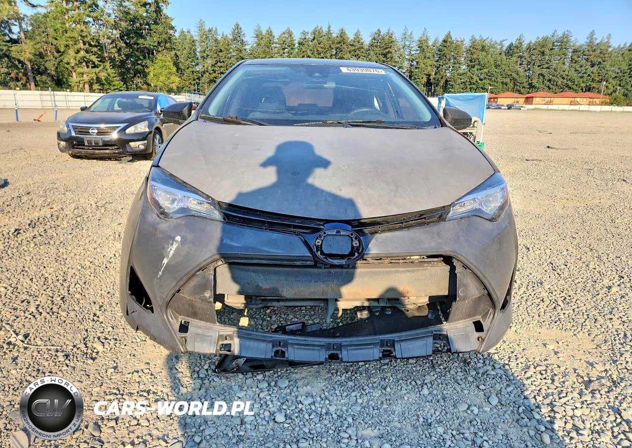 2017 Toyota Corolla Le VIN:2T1BURHE0HC906572 - 5
