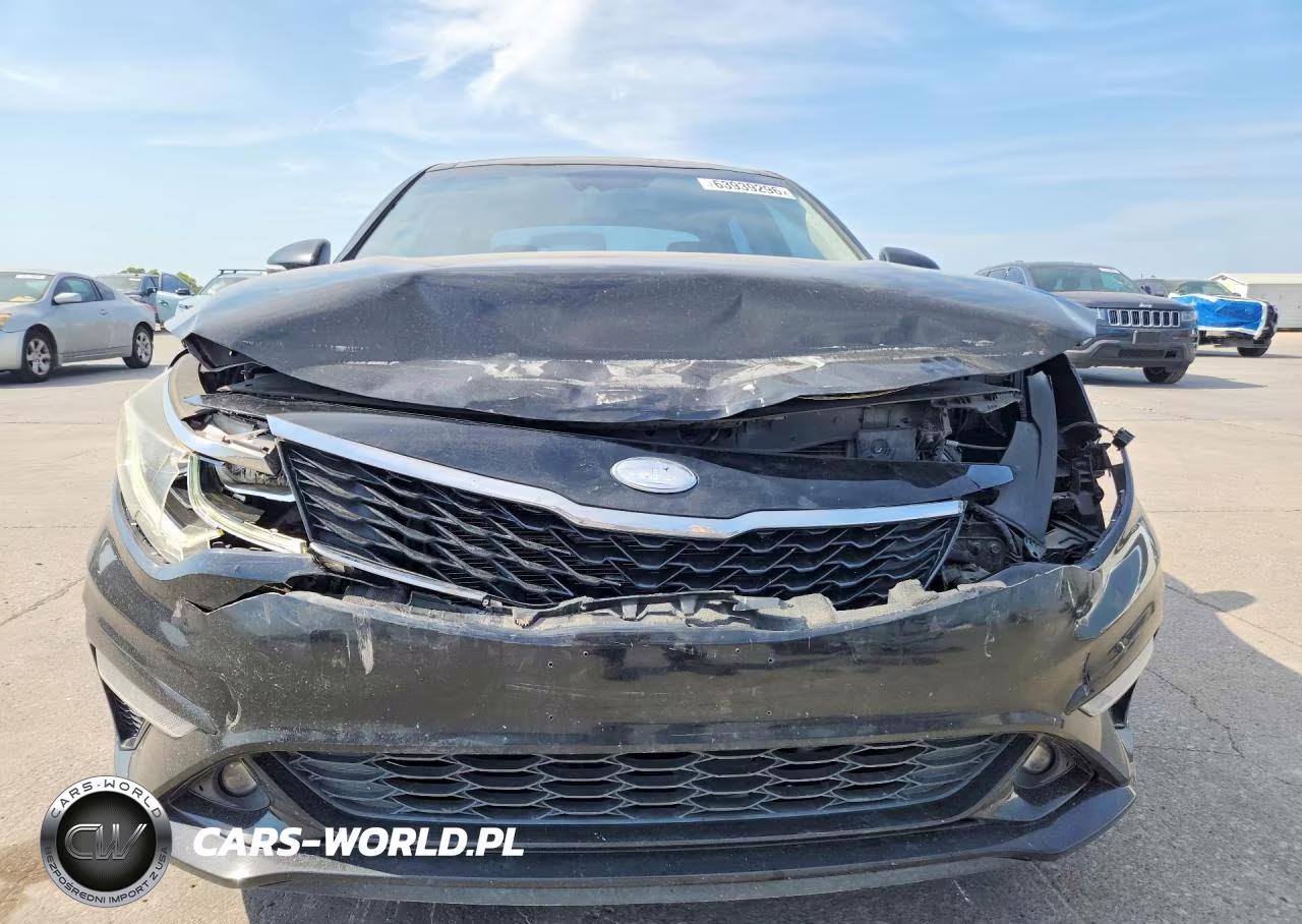 2019 Kia Optima S VIN:5XXGT4L36KG302106 - 5