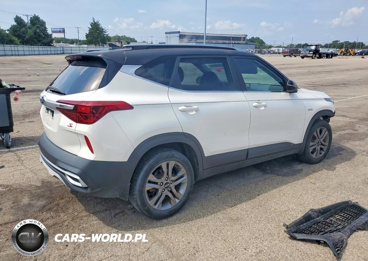2021 Kia Seltos S VIN:KNDEUCAA7M7226262 - 3