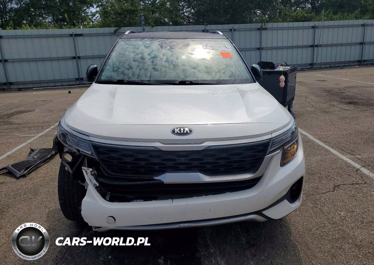2021 Kia Seltos S VIN:KNDEUCAA7M7226262 - 5