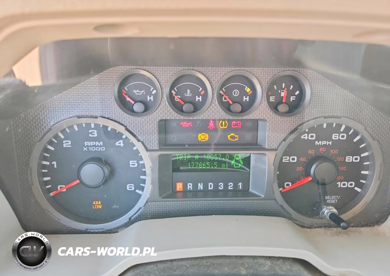 2010 Ford F250 Super Duty VIN:1FTSX2B56AEB20396 - 9