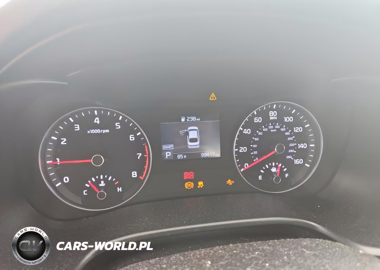 2019 Kia Forte Lxs VIN:3KPF24AD7KE116285 - 9