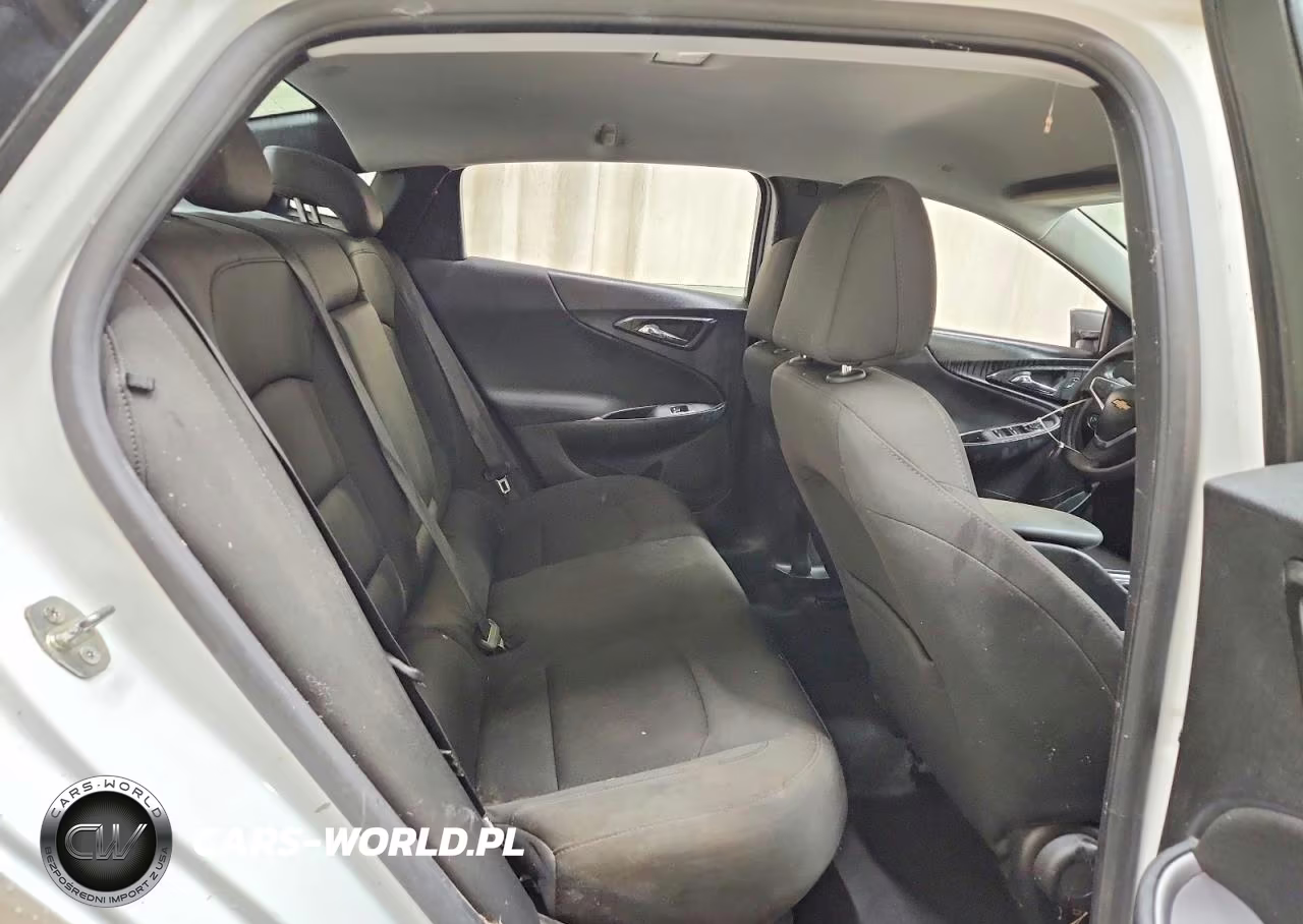 2018 Chevrolet Malibu Ls VIN:1G1ZB5STXJF262296 - 10