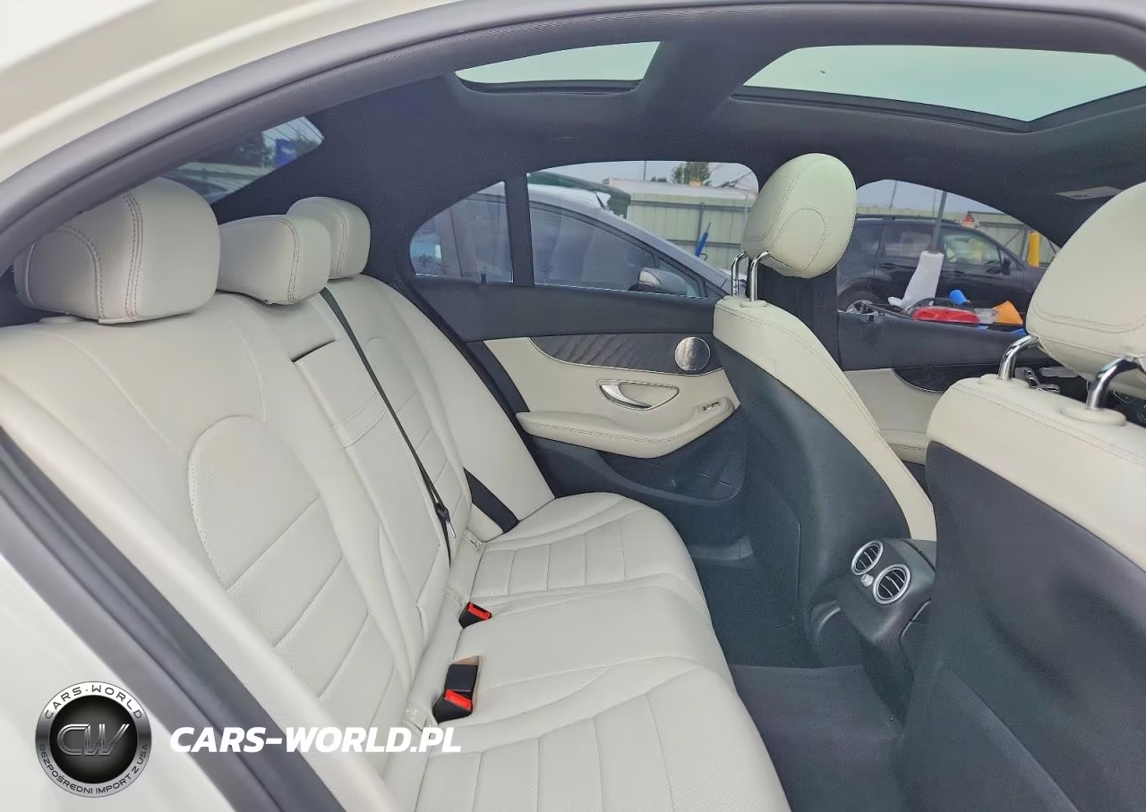 2018 Mercedes-Benz C 300 4Matic VIN:WDDWF4KB6JR411078 - 10