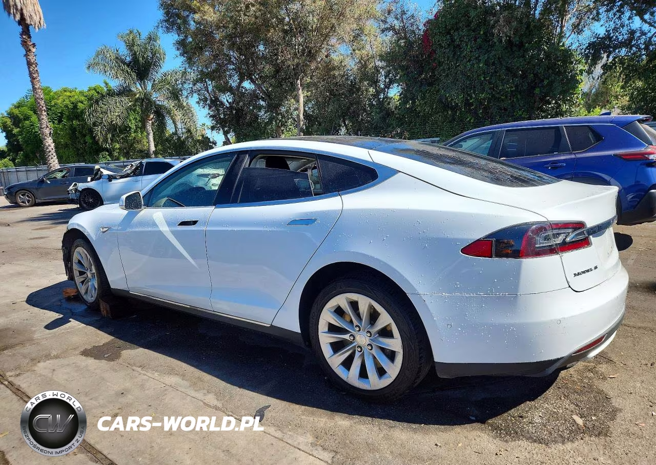 2016 Tesla Model S VIN:5YJSA1E28GF134885 - 2