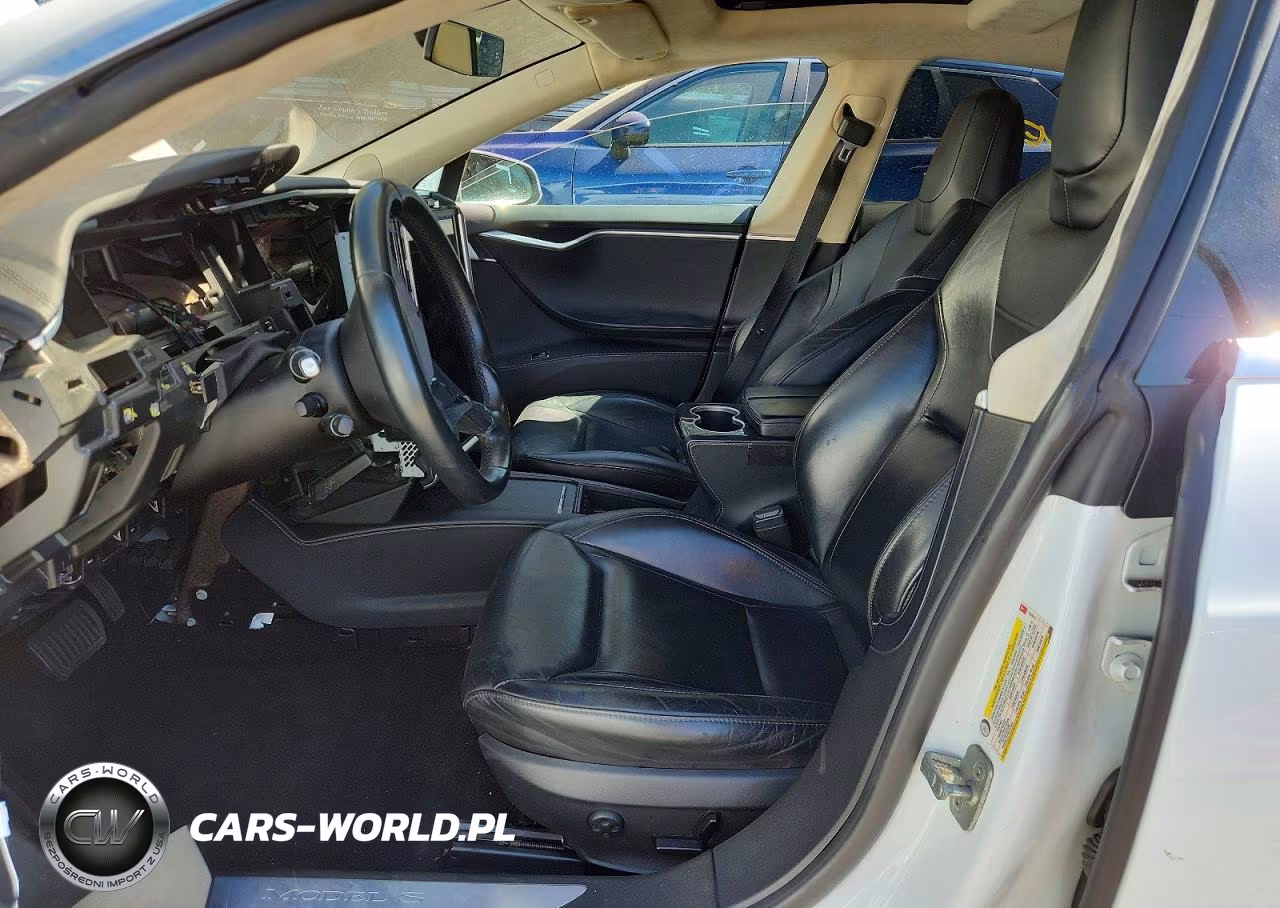 2016 Tesla Model S VIN:5YJSA1E28GF134885 - 7