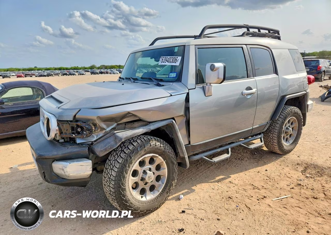 2012 Toyota Fj Cruiser VIN:JTEBU4BF1CK117709 - 1