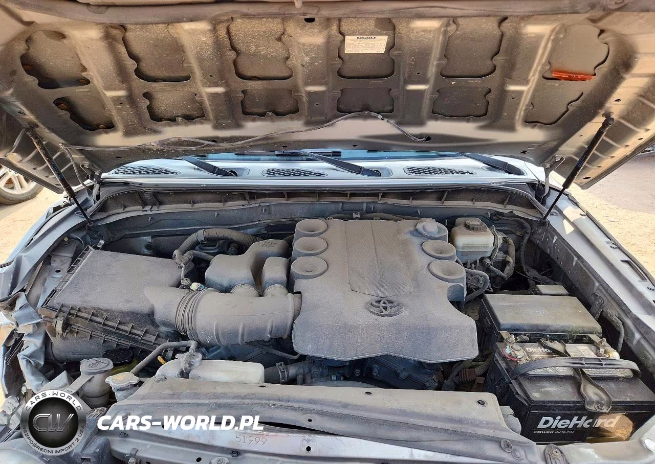 2012 Toyota Fj Cruiser VIN:JTEBU4BF1CK117709 - 11