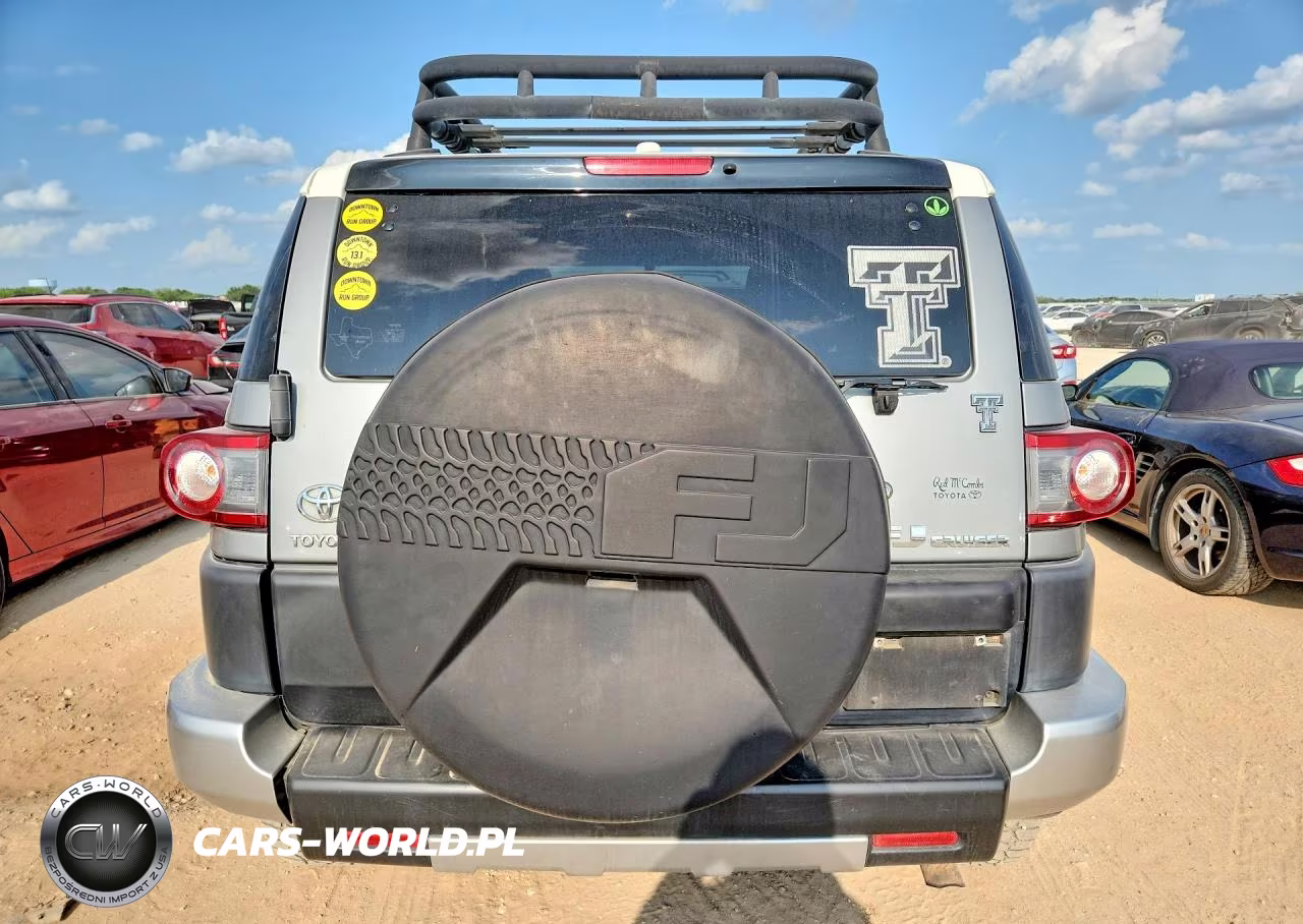 2012 Toyota Fj Cruiser VIN:JTEBU4BF1CK117709 - 6