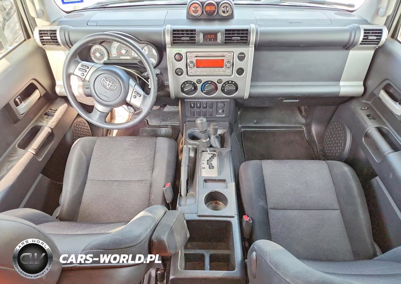 2012 Toyota Fj Cruiser VIN:JTEBU4BF1CK117709 - 8