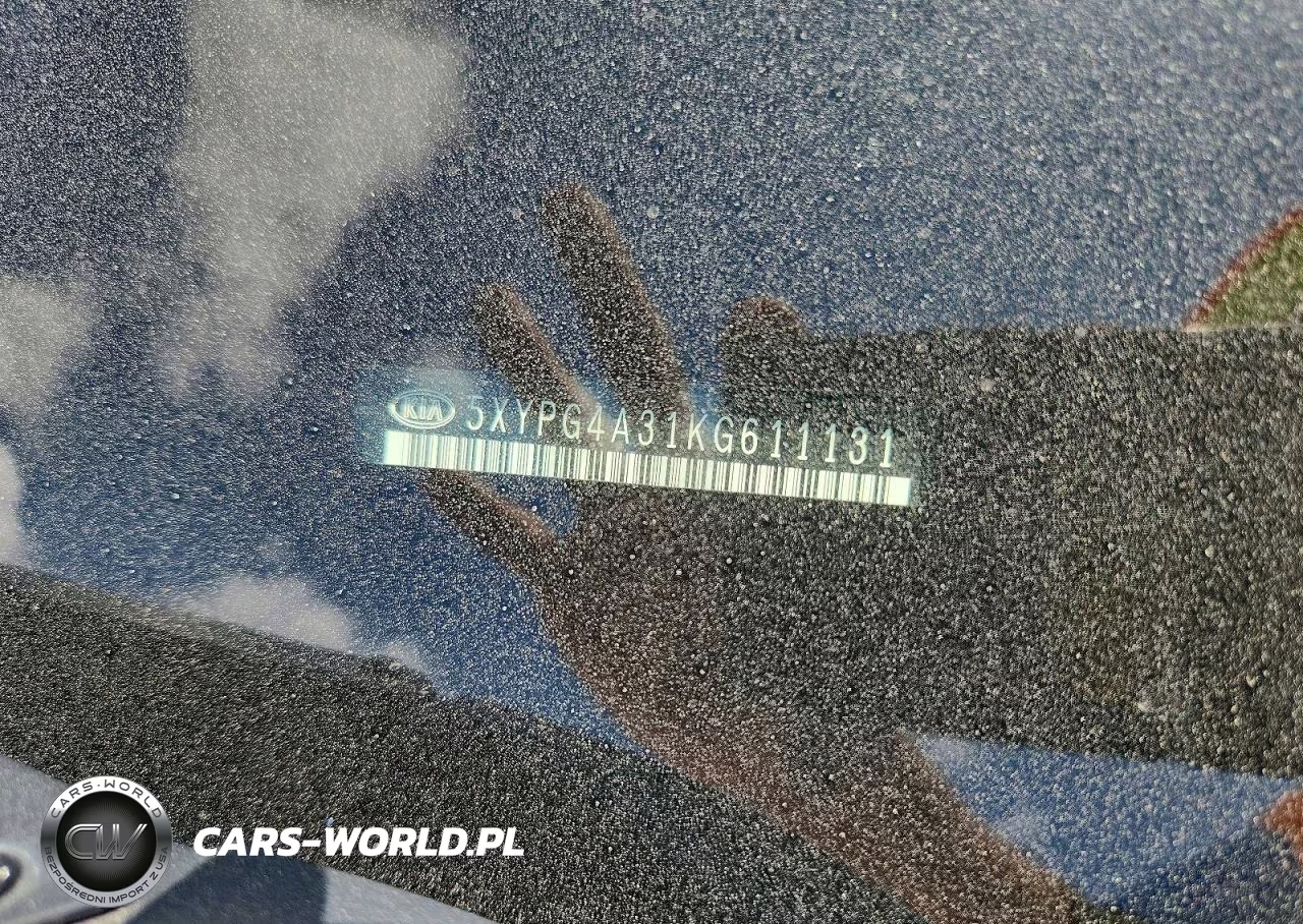 2019 Kia Sorento L VIN:5XYPG4A31KG611131 - 13