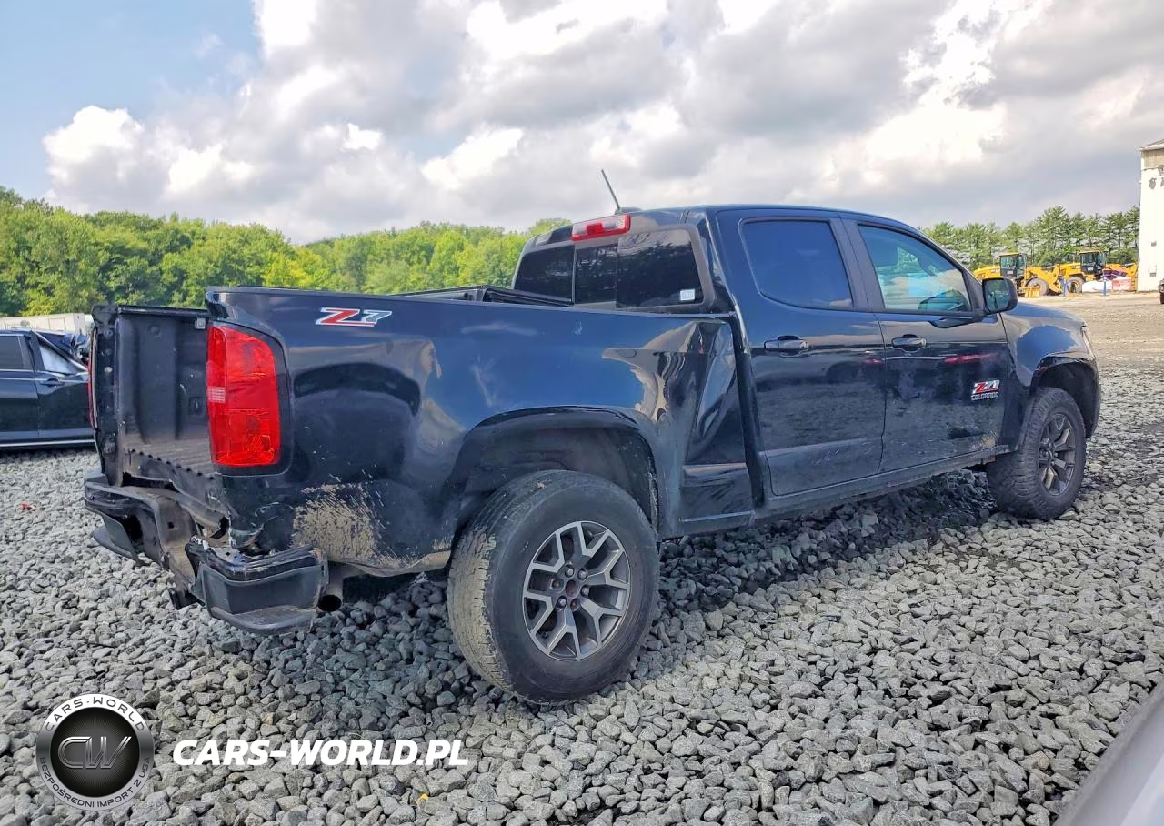 2017 Chevrolet Colorado Z71 VIN:1GCGTDEN0H1268098 - 3