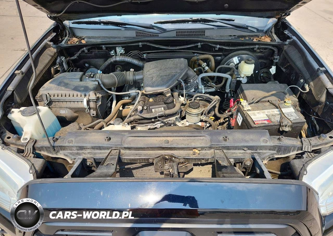 2018 Toyota Tacoma Sr VIN:5TFAX5GN1JX121482 - 11