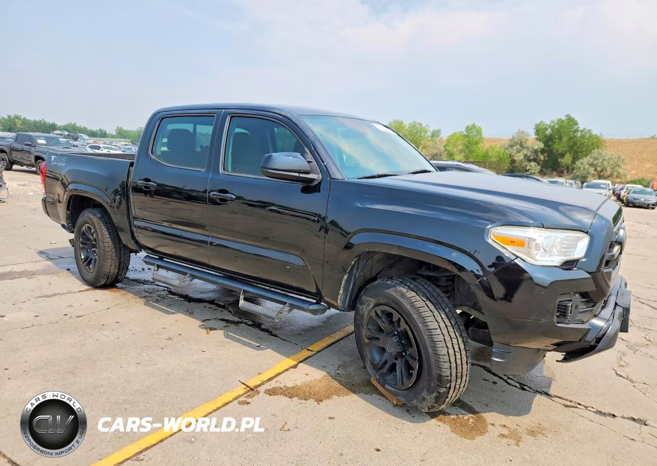 2018 Toyota Tacoma Sr VIN:5TFAX5GN1JX121482 - 4