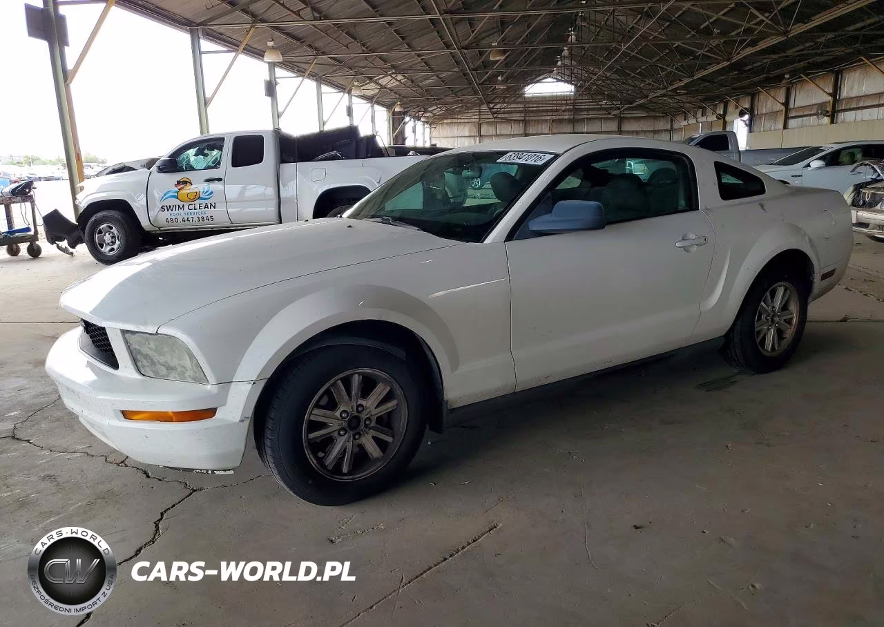2007 Ford Mustang – zdjęcie 1 z 12
