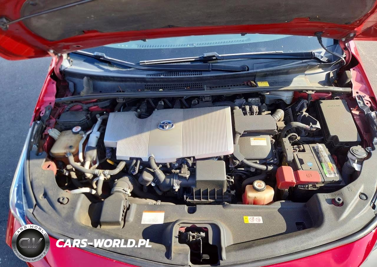 2018 Toyota Prius Prime Premium VIN:JTDKARFP9J3075312 - 11