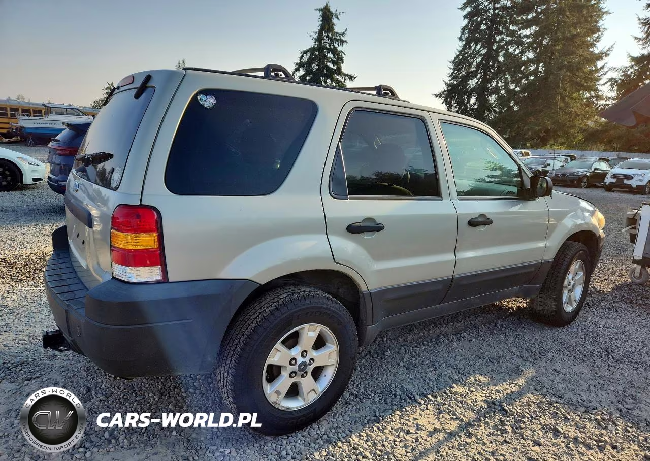 2005 Ford Escape Xlt VIN:1FMCU03135KA57659 - 3
