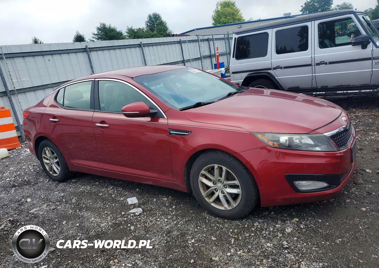 2013 Kia Optima Lx VIN:5XXGM4A7XDG236696 - 4