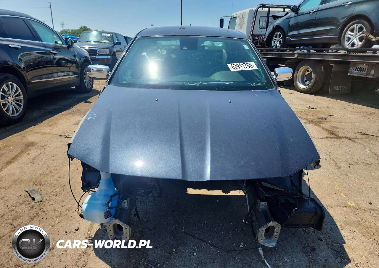2017 Chrysler 300C VIN:2C3CCAEG5HH570216 - 5