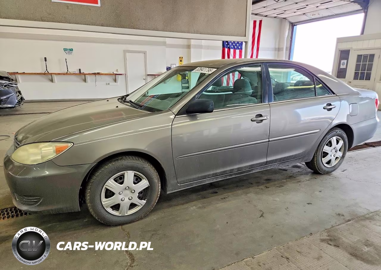 2006 Toyota Camry Standard
