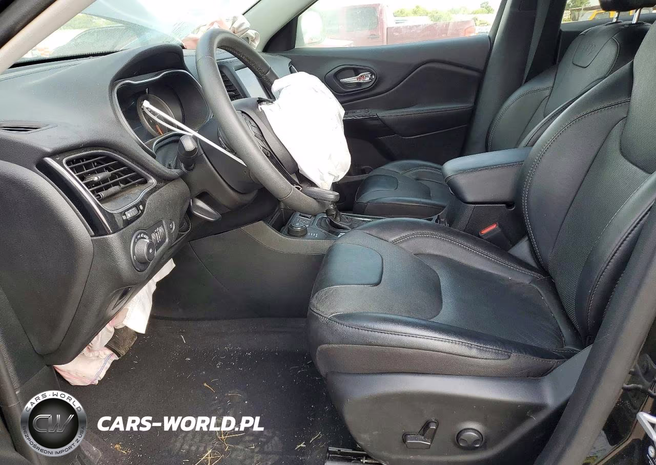 2023 Jeep Cherokee Altitude Lux VIN:1C4PJMMB0PD114968 - 7