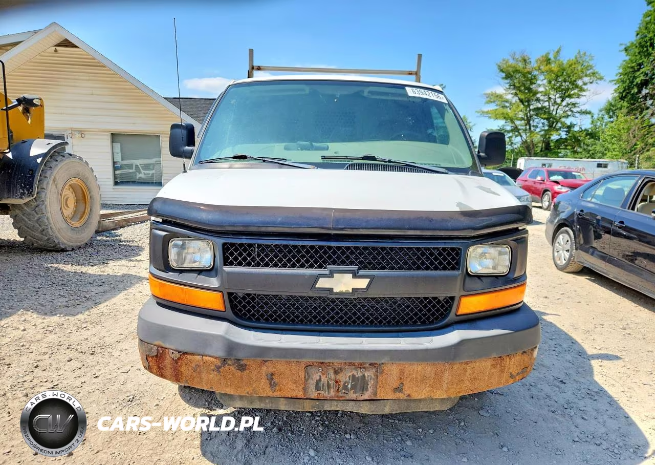 2009 Chevrolet Express G2500 VIN:1GCGG25C591135653 - 5
