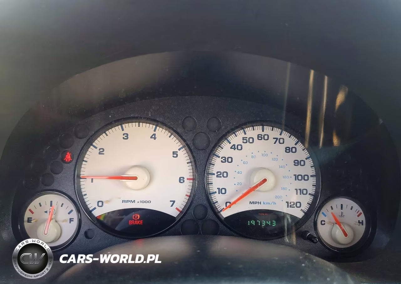 2004 Jeep Liberty Sport VIN:1J4GL48KX4W122235 - 9