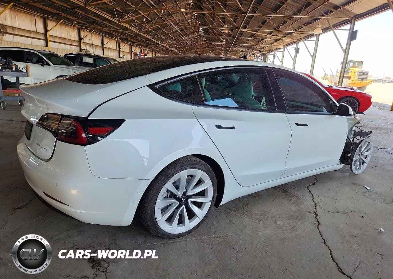 2022 Tesla Model 3 VIN:5YJ3E1EBXNF138846 - 3