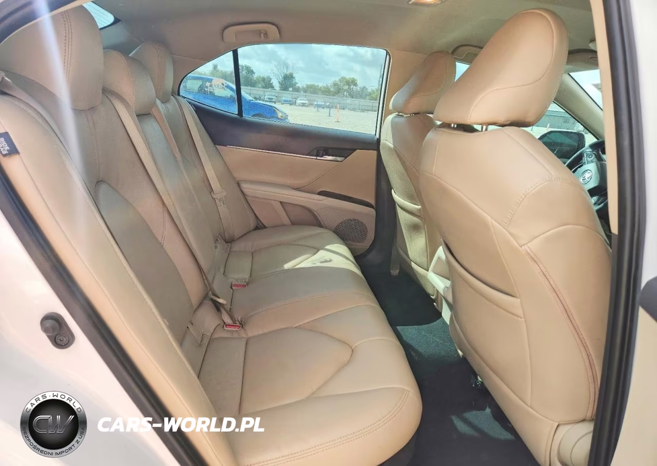 2022 Toyota Camry Le VIN:4T1C31AK7NU574231 - 10