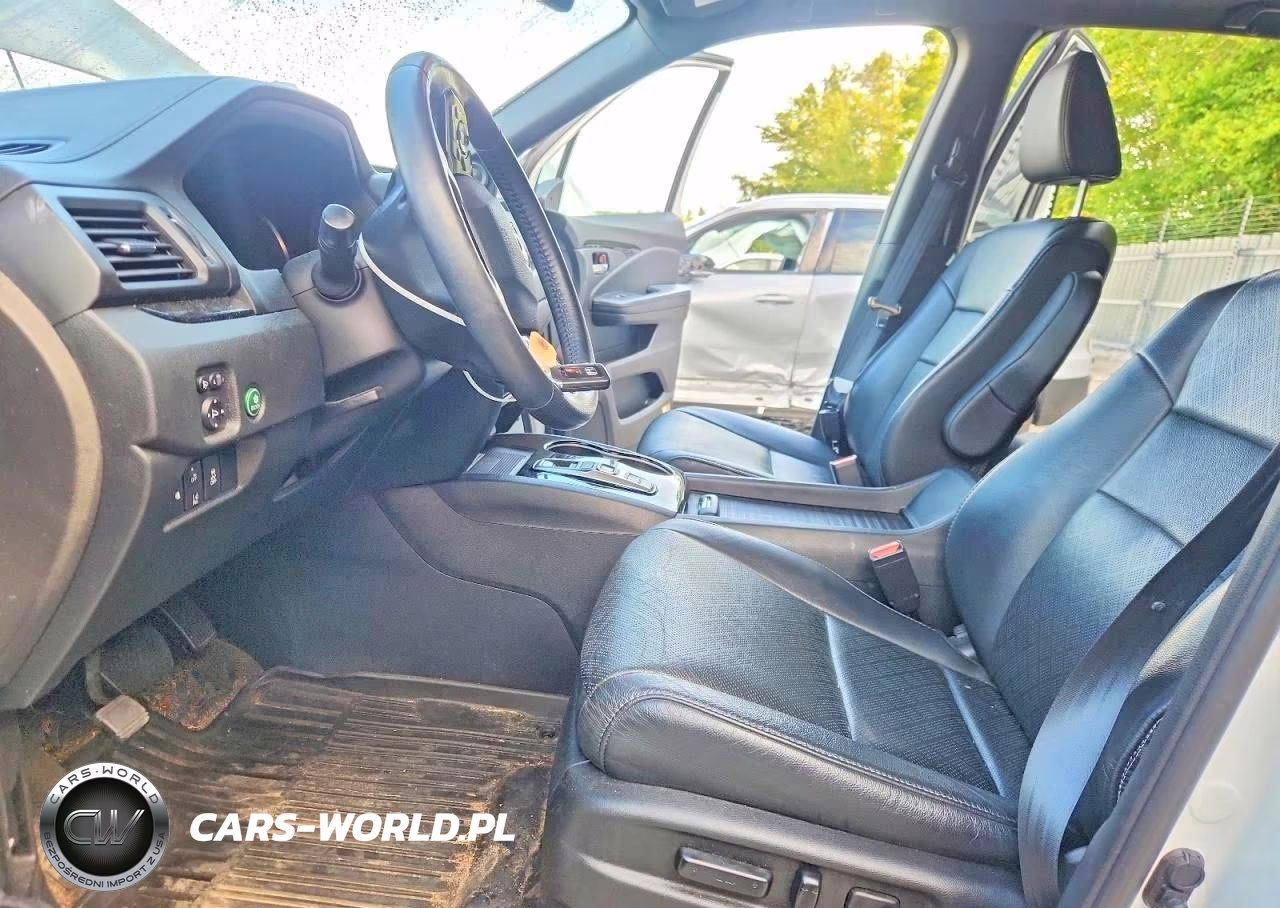 2020 Honda Passport Touring VIN:5FNYF8H94LB002844 - 7