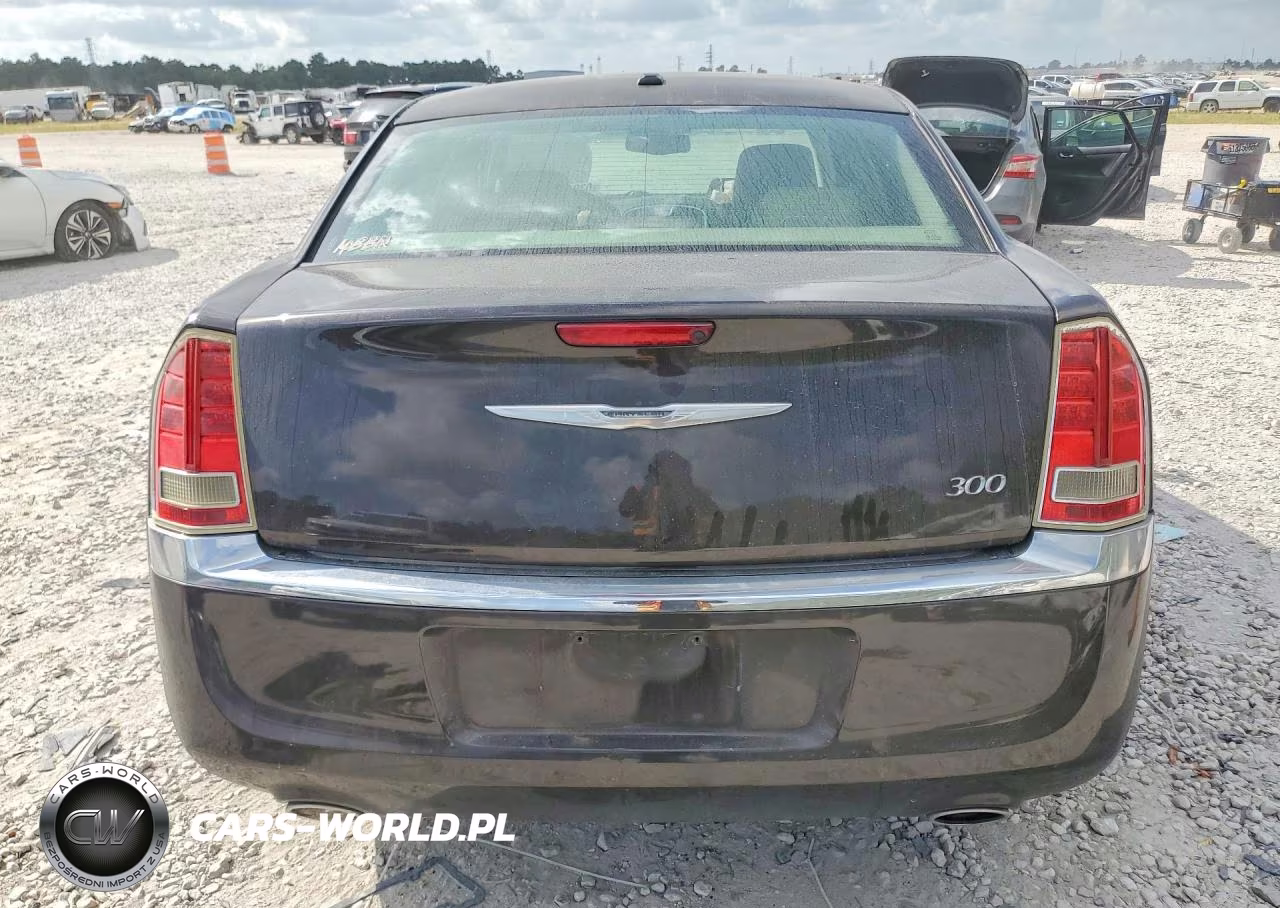 2013 Chrysler 300 VIN:2C3CCAAG7DH573022 - 6