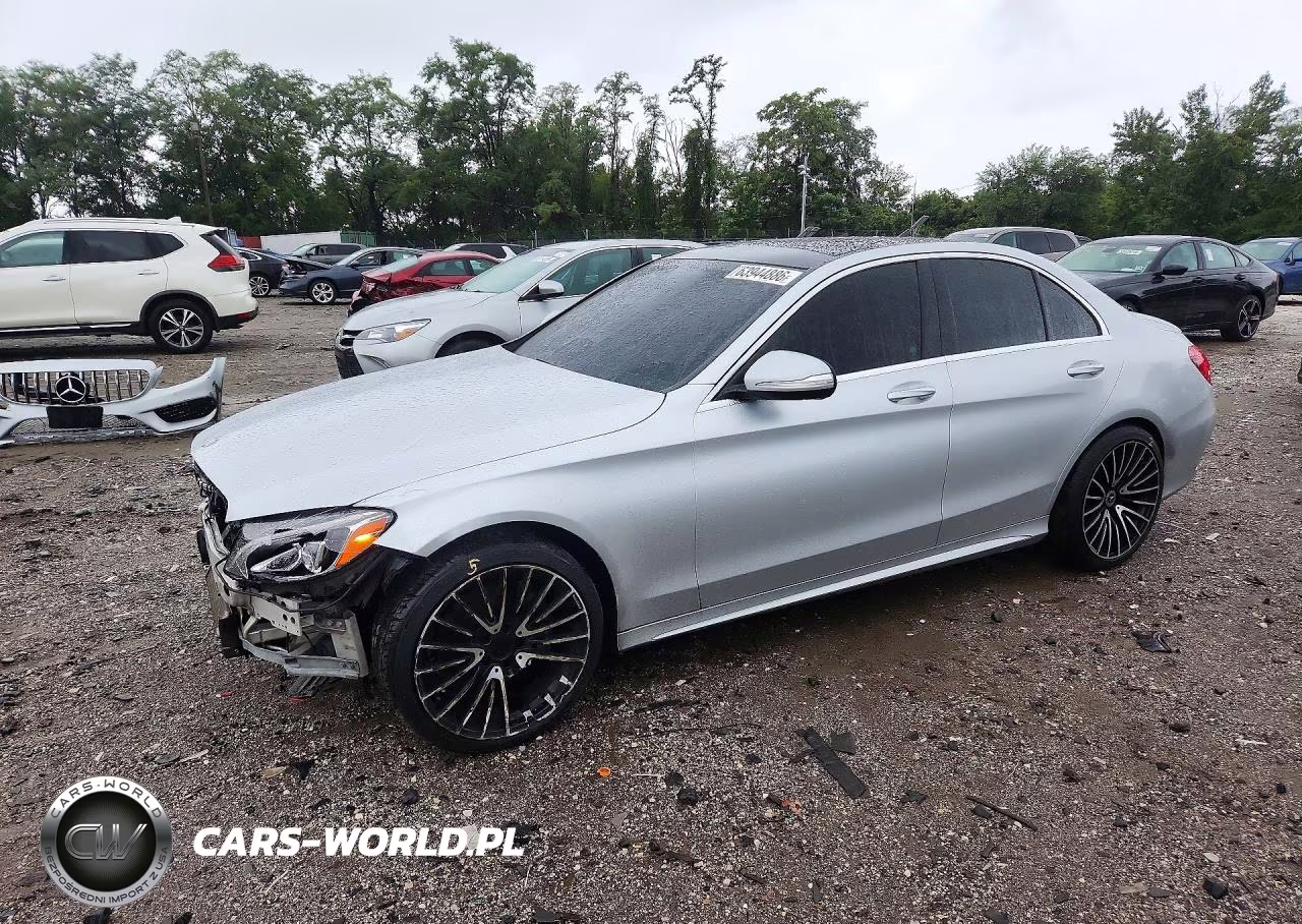 2015 Mercedes-Benz C 300 4Matic – zdjęcie 1 z 13