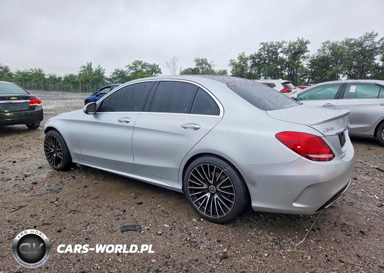 2015 Mercedes-Benz C 300 4Matic VIN:55SWF4KB9FU060530 - 2