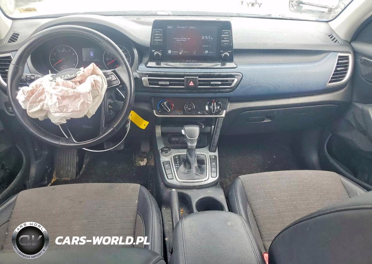2021 Kia Seltos VIN:KNDEUCAA3M7050004 - 8