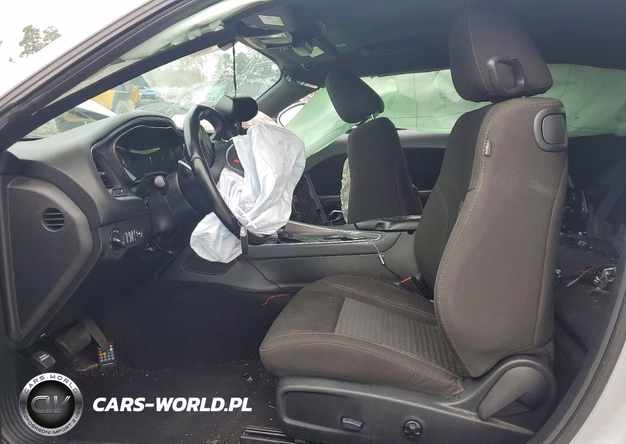 2020 Dodge Challenger Sxt VIN:2C3CDZAG2LH157003 - 7