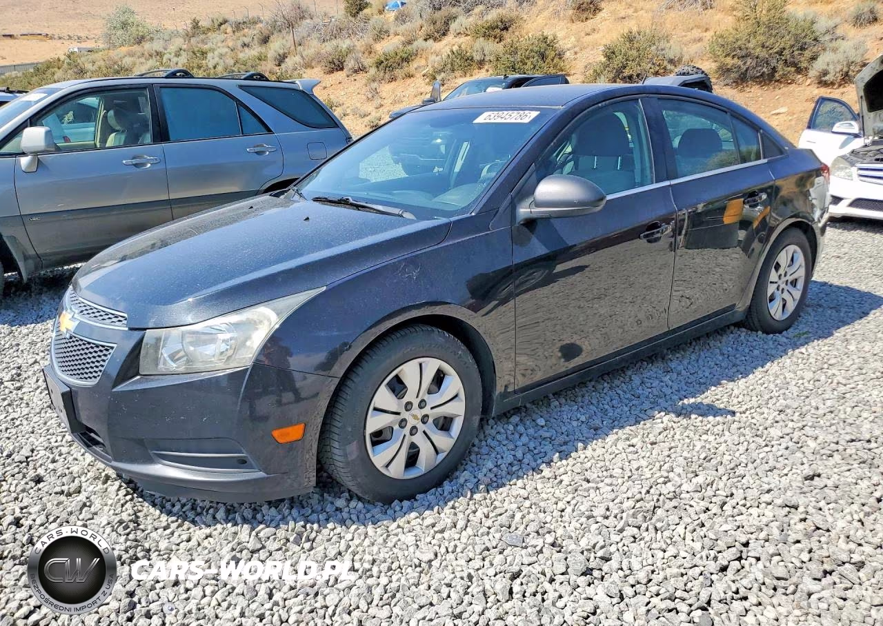 2012 Chevrolet Cruze Ls – zdjęcie 1 z 12