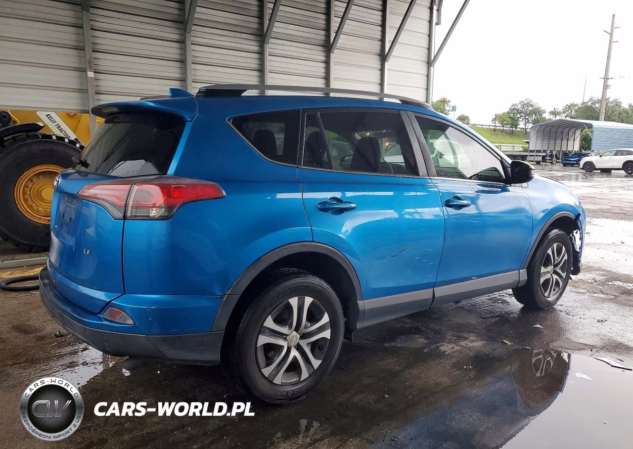 2018 Toyota Rav4 Le VIN:JTMZFREV3JJ726834 - 3