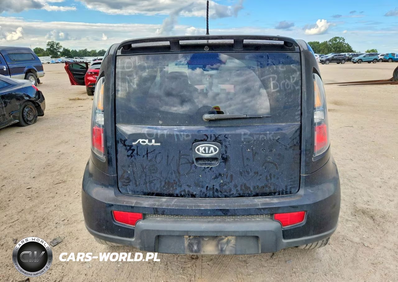 2010 Kia Soul + VIN:KNDJT2A25A7042194 - 6