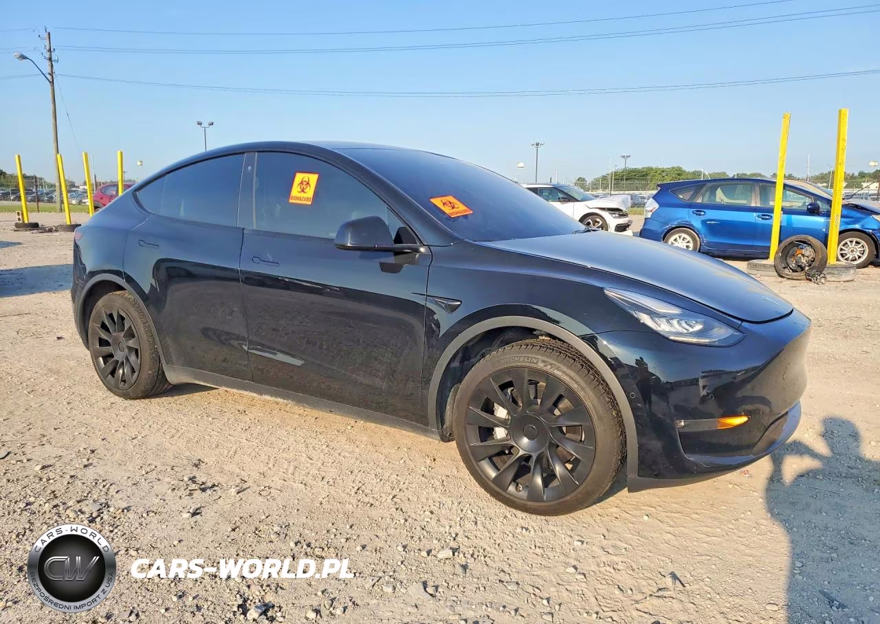 2021 Tesla Model Y VIN:5YJYGDEE6MF120323 - 4