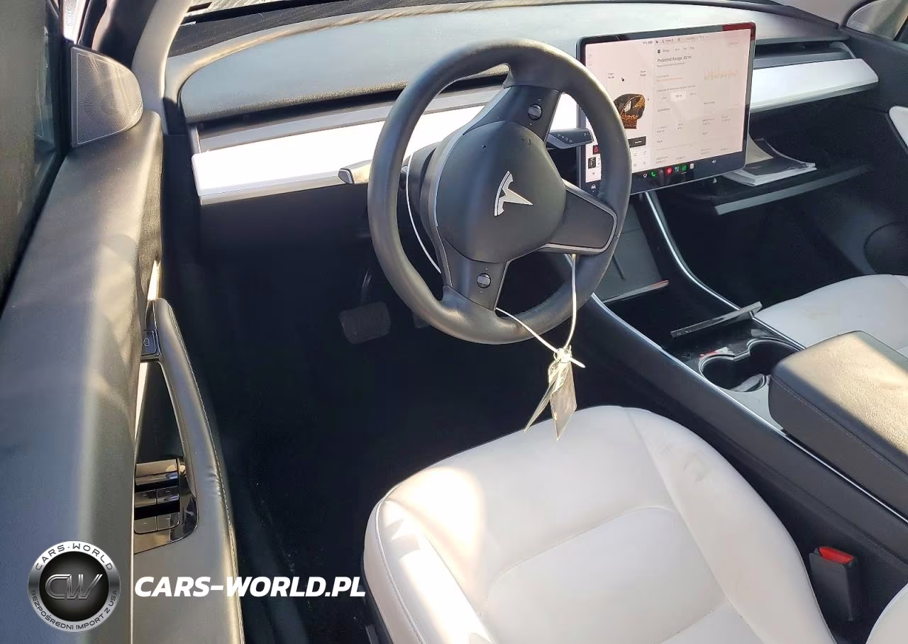 2021 Tesla Model Y VIN:5YJYGDEE6MF120323 - 8