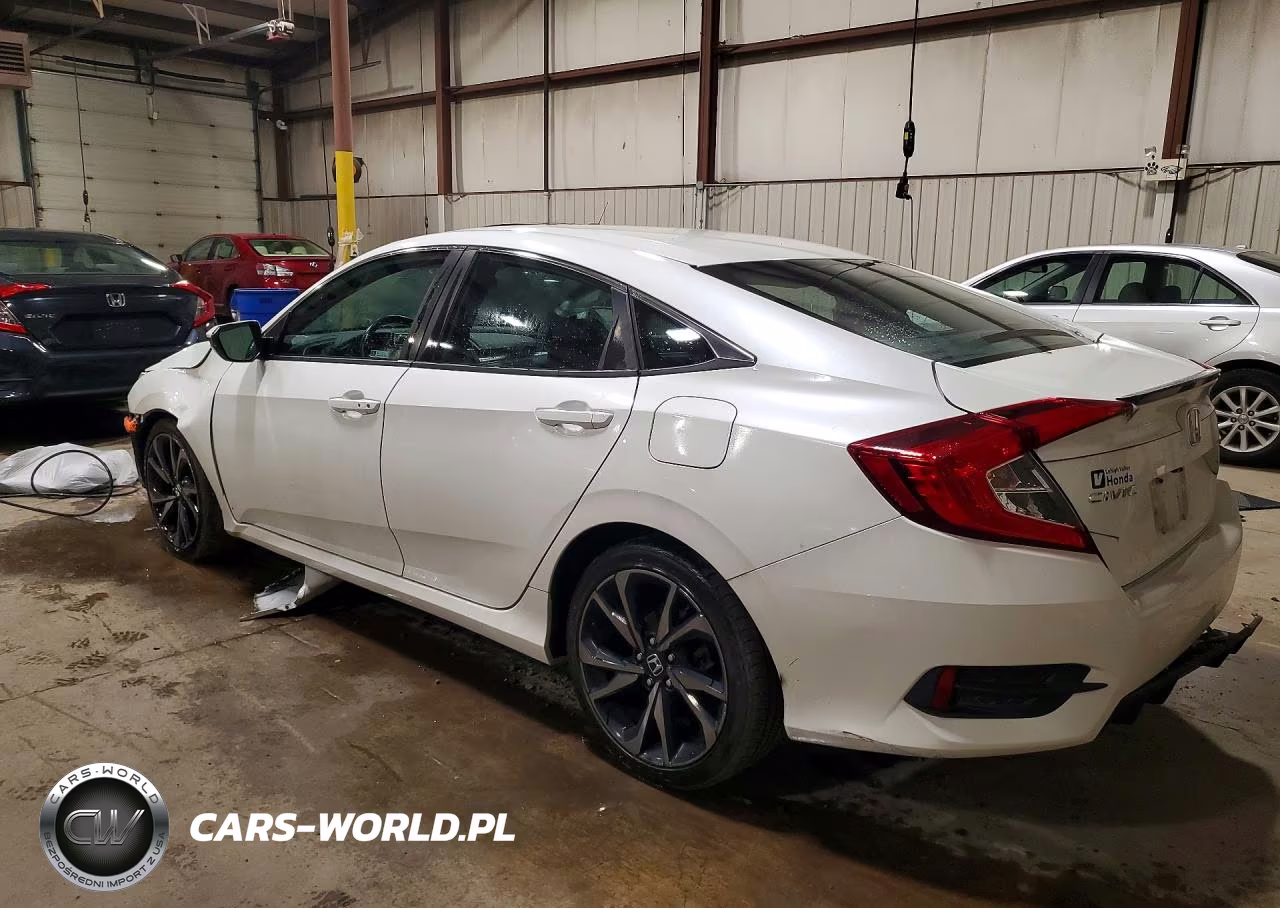 2019 Honda Civic Sport VIN:2HGFC2F82KH594150 - 2