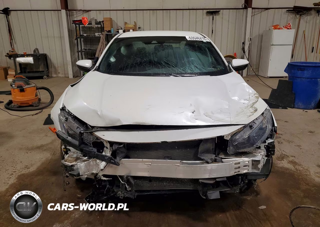 2019 Honda Civic Sport VIN:2HGFC2F82KH594150 - 5