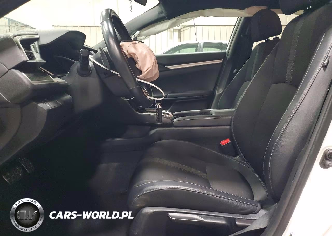 2019 Honda Civic Sport VIN:2HGFC2F82KH594150 - 7