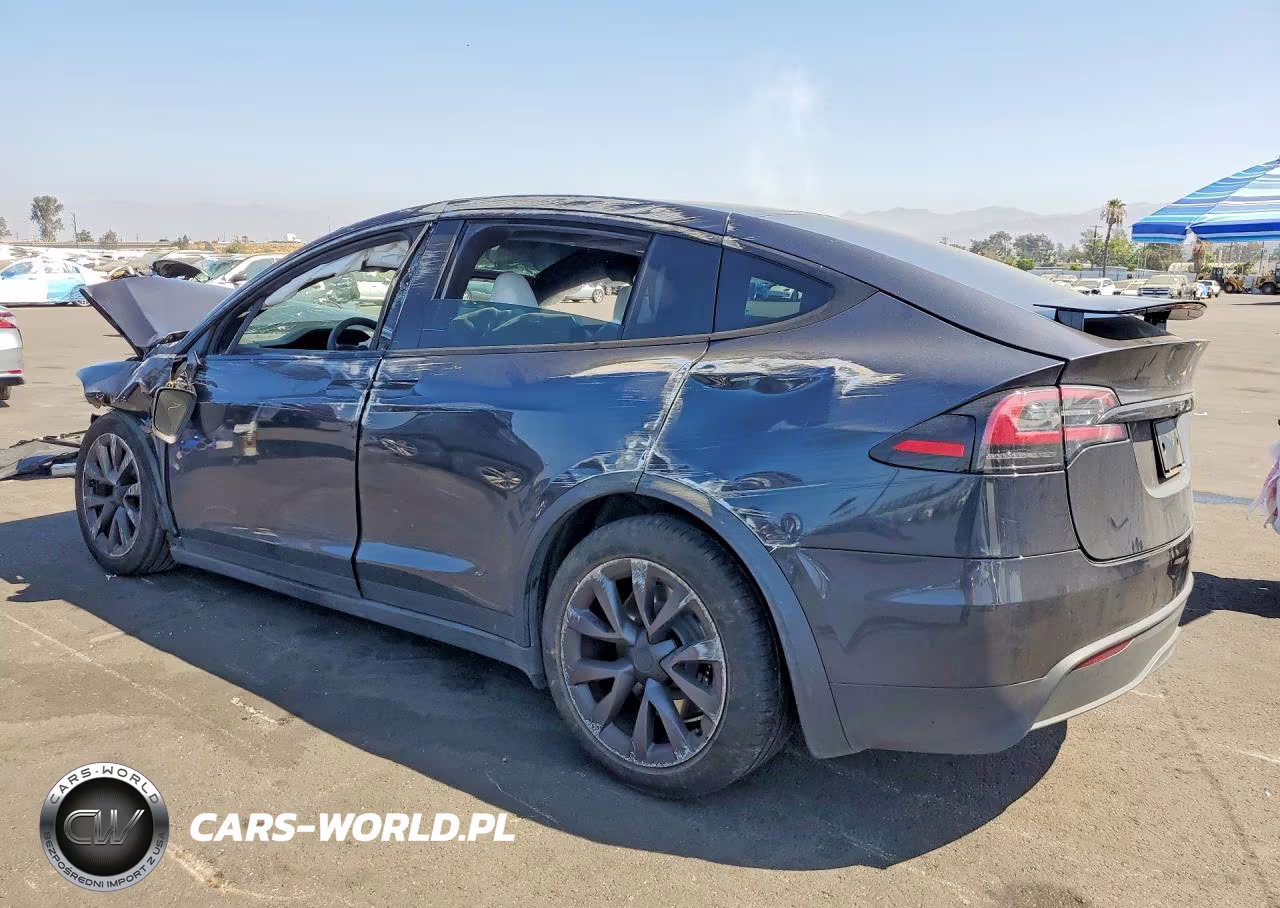 2023 Tesla Model X VIN:7SAXCBE57PF422075 - 2