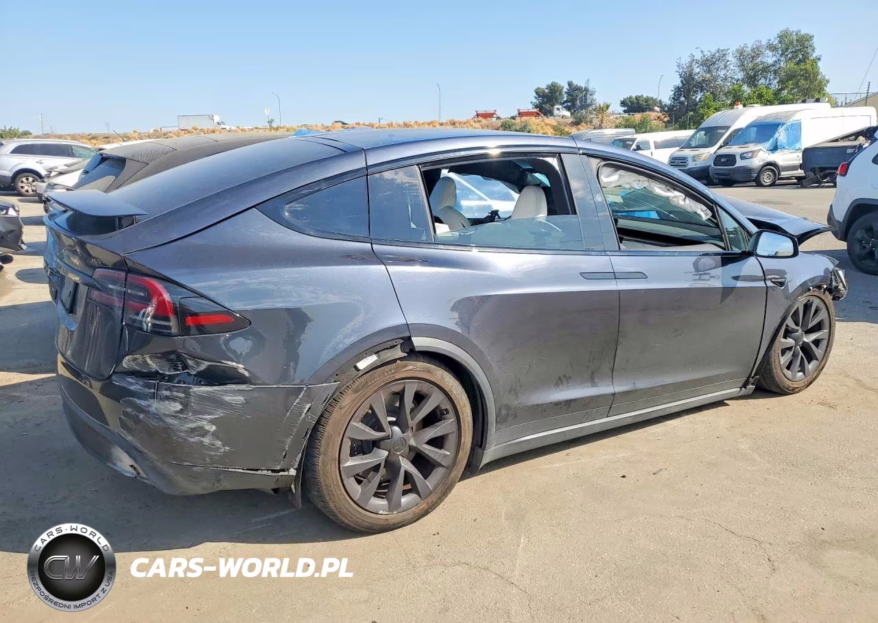 2023 Tesla Model X VIN:7SAXCBE57PF422075 - 3