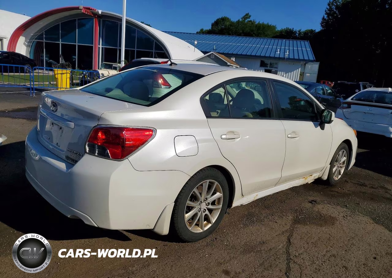 2014 Subaru Impreza Premium VIN:JF1GJAC69EH013670 - 3