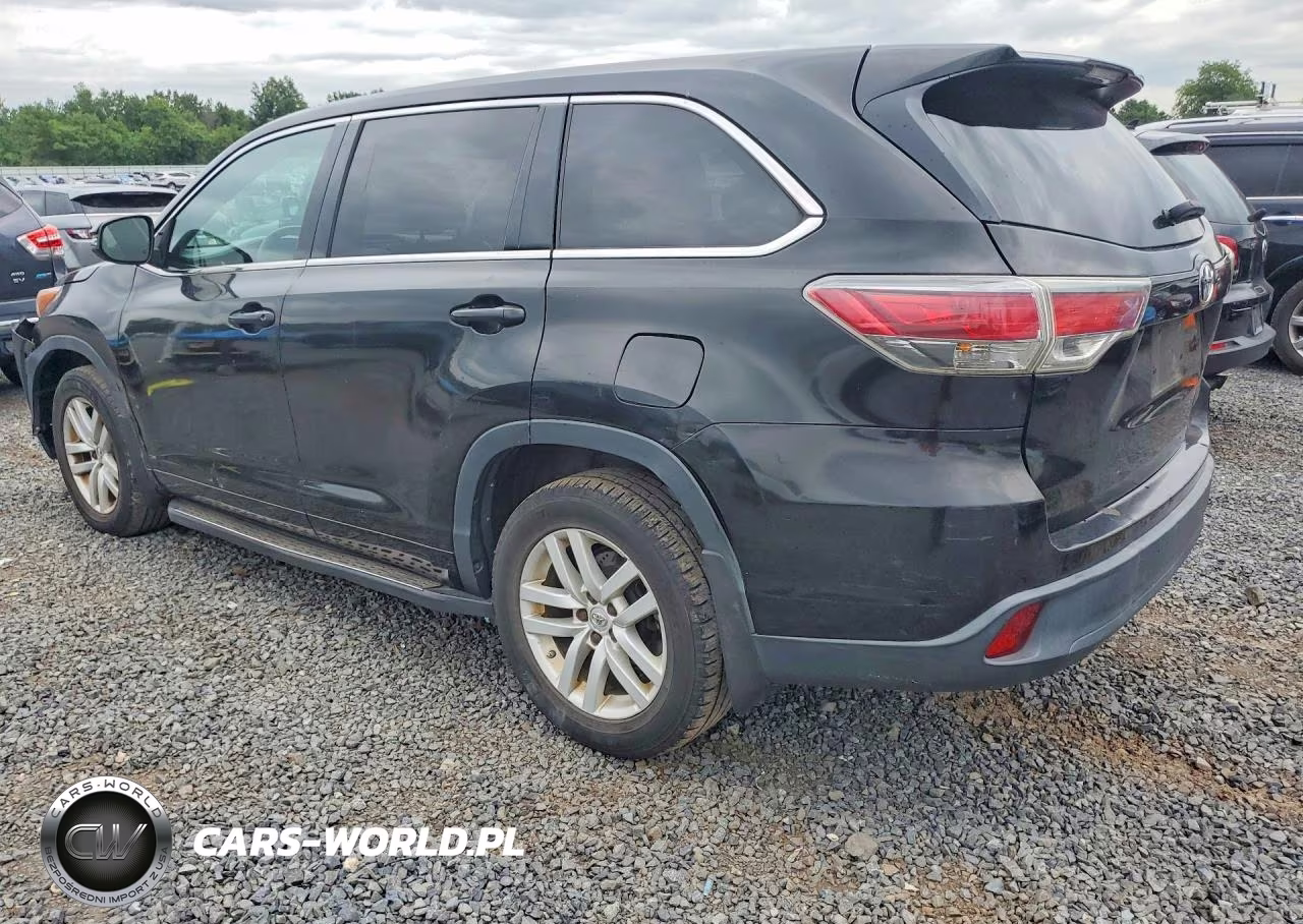 2015 Toyota Highlander Le VIN:5TDBKRFH9FS191721 - 2