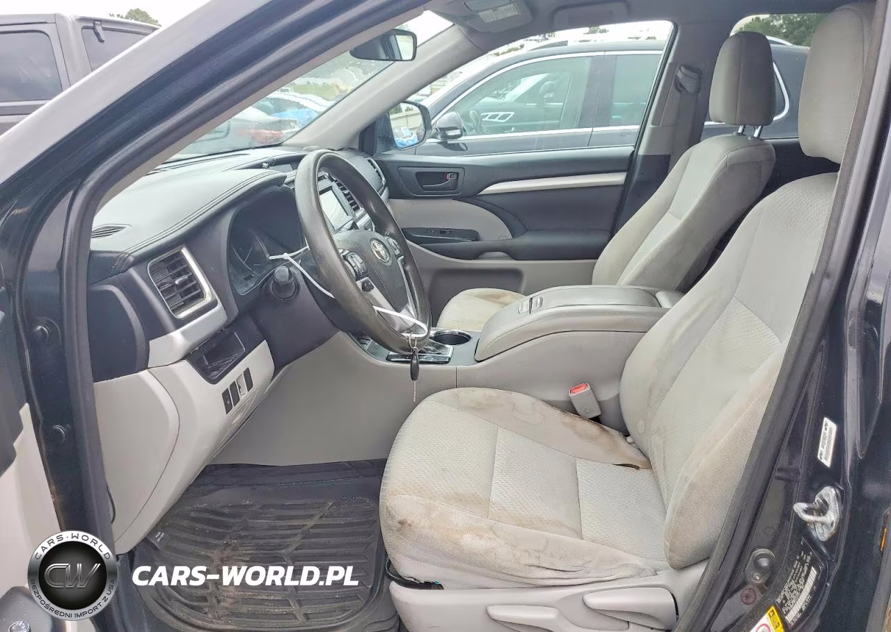 2015 Toyota Highlander Le VIN:5TDBKRFH9FS191721 - 7